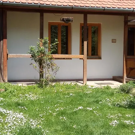 Mackolak Vendeghaz Es Oekoporta Guest house *
